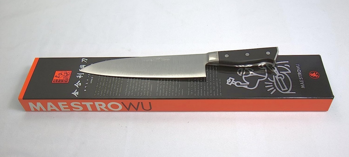 Maestro Wu kitchen knife in its retail box