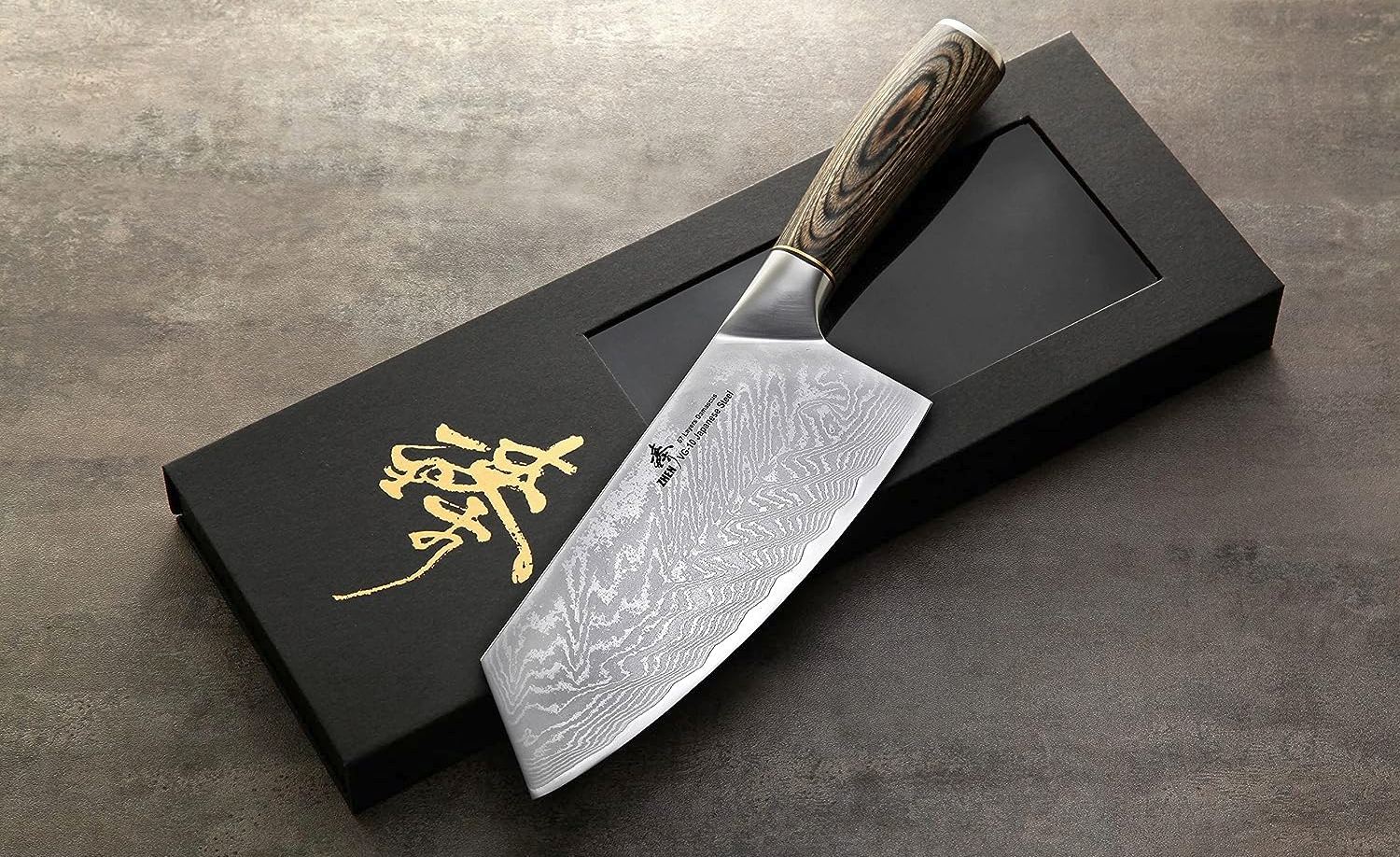 Zhen VG-10 Damascus cleaver knife in retail packaging